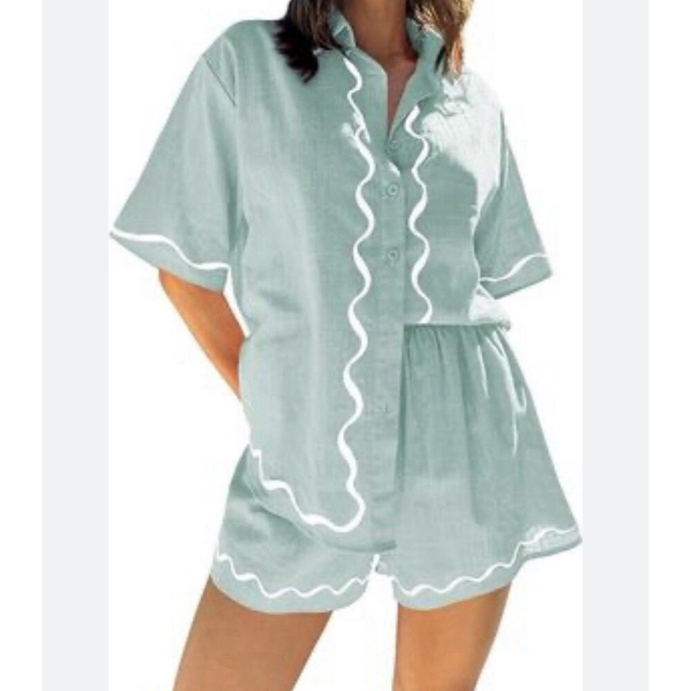 Women's 2 Piece Outfit Set Beach Short Sleeve Button Down Shirt And Short Set M